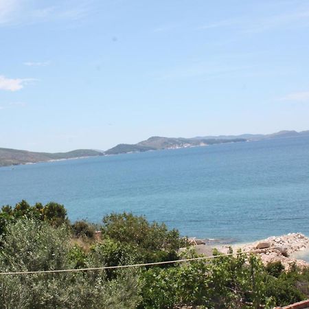 Guesthouse Benardo Sarande Exterior photo